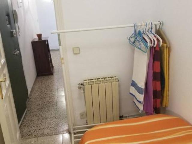 Shared Living/Roommate 5 Dormitorio Madrid Madrid ES83529567