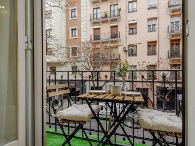 Shared Living/Roommate 5 Dormitorio Madrid Madrid ES84534602