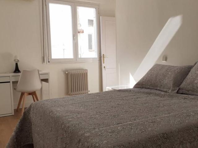 Shared Living/Roommate 5 Dormitorio Madrid Madrid ES90970937