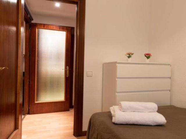 Shared Living/Roommate 5 Dormitorio Madrid Madrid ES92822846