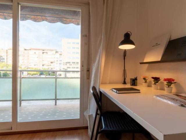 Shared Living/Roommate 5 Dormitorio Madrid Madrid ES92822849