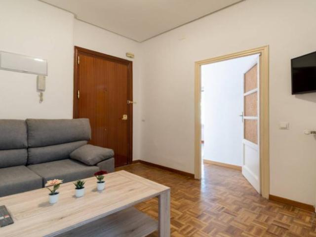 Shared Living/Roommate 5 Dormitorio Madrid Madrid ES92822822