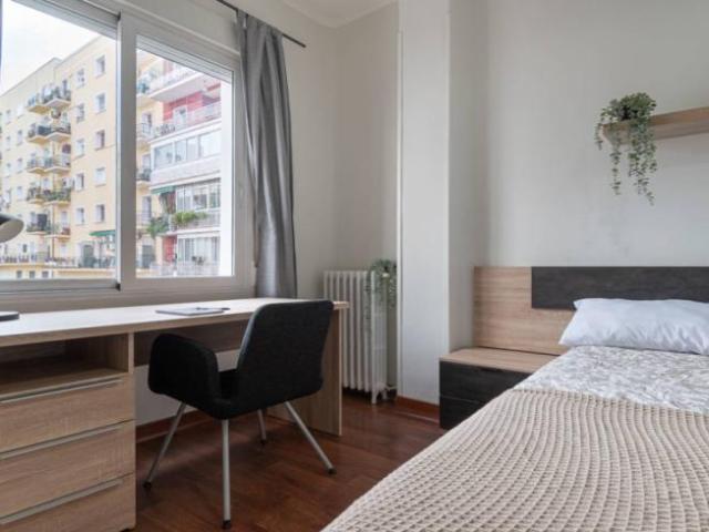 Shared Living/Roommate 5 Dormitorio Madrid Madrid ES92822909