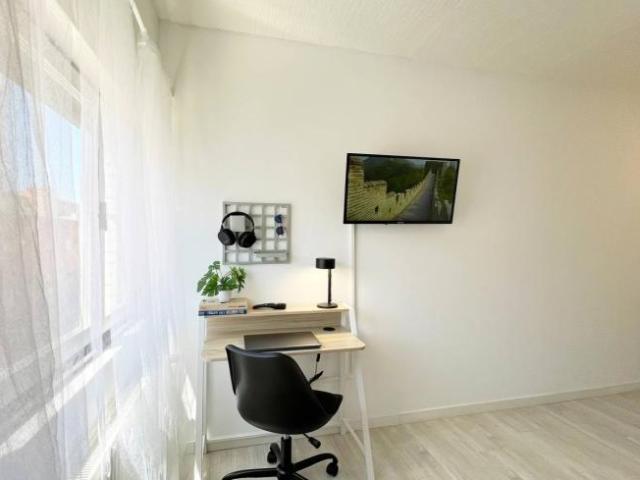 Shared Living/Roommate 5 Dormitorio Madrid Madrid ES93975139