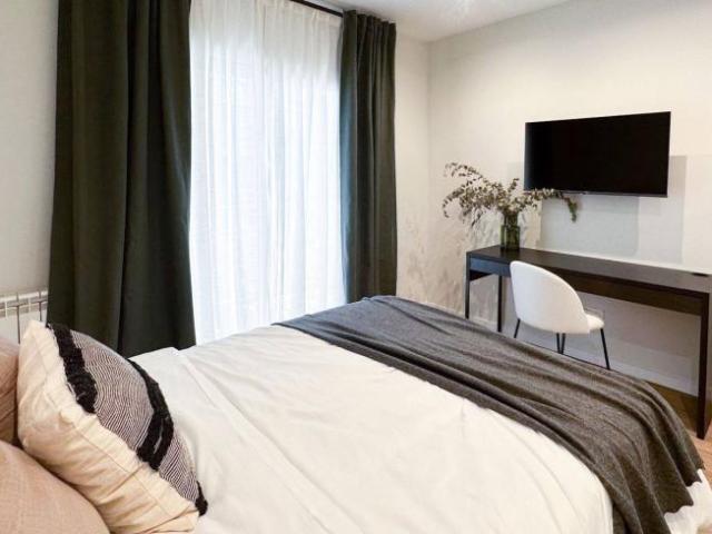 Shared Living/Roommate 5 Dormitorio Madrid Madrid ES94724599