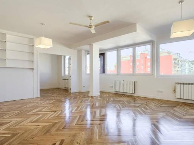Shared Living/Roommate 5 Dormitorio Madrid Madrid ES95196943