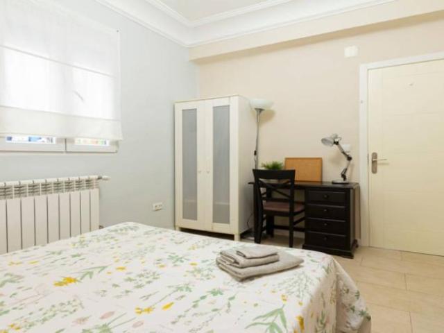 Shared Living/Roommate 5 Dormitorio Madrid Madrid ES95984092