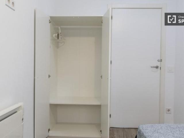Shared Living/Roommate 5 Dormitorio Madrid Madrid ES95985552