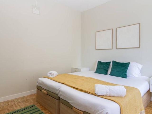 Shared Living/Roommate 5 Dormitorio Madrid Madrid ES98343433
