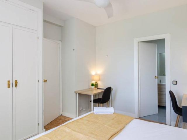 Shared Living/Roommate 5 Dormitorio Madrid Madrid ES98343526