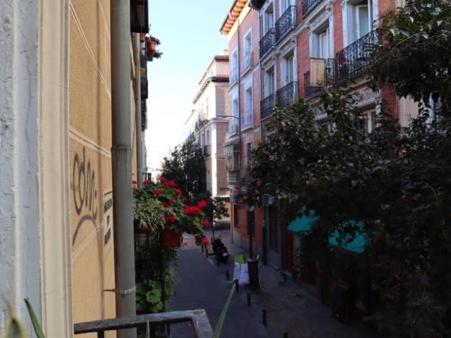 Shared Living/Roommate 5 Dormitorio Madrid Madrid ES100386288