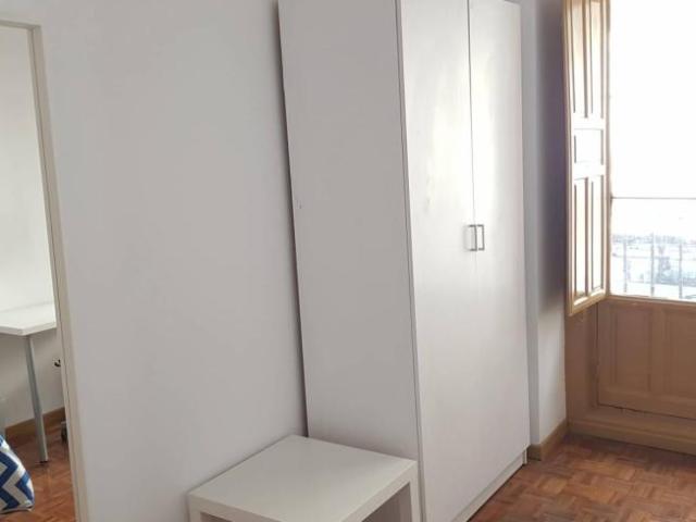 Shared Living/Roommate 5 Dormitorio Madrid Madrid ES101771124