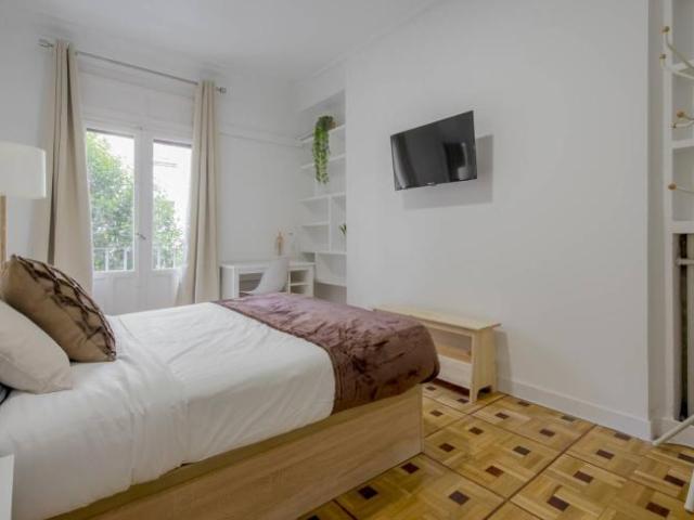 Shared Living/Roommate 5 Dormitorio Madrid Madrid ES101806678