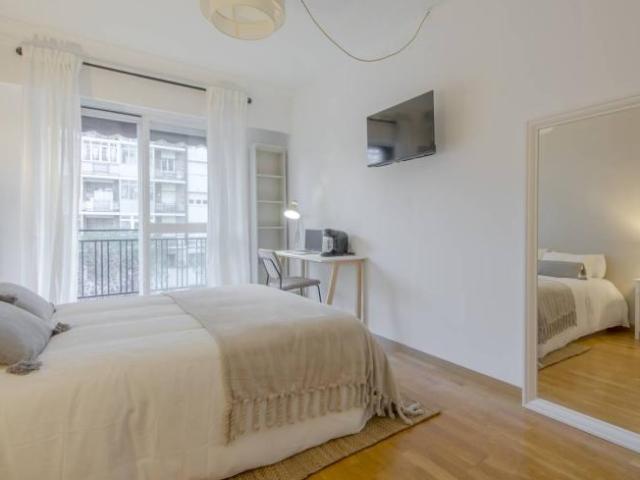 Shared Living/Roommate 5 Dormitorio Madrid Madrid ES101806202