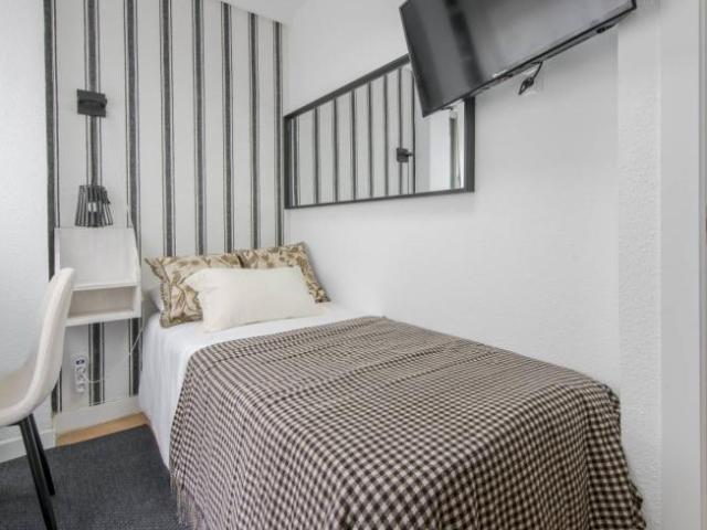 Shared Living/Roommate 5 Dormitorio Madrid Madrid ES101812807