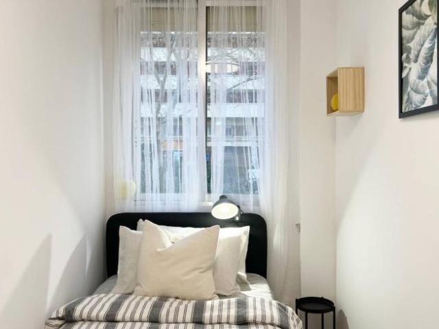 Shared Living/Roommate 5 Dormitorio Madrid Madrid ES101813546