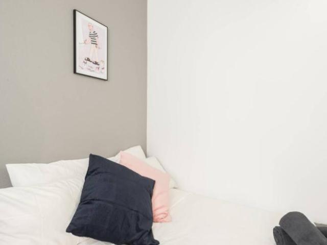 Shared Living/Roommate 5 Dormitorio Madrid Madrid ES101817763