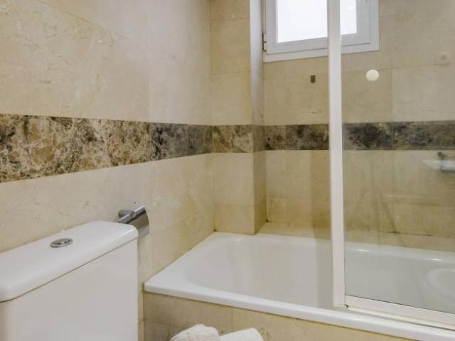 Shared Living/Roommate 5 Dormitorio Madrid Madrid ES101818434