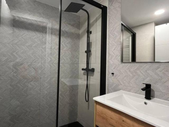 Shared Living/Roommate 5 Dormitorio Madrid Madrid ES101854099