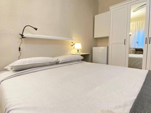 Shared Living/Roommate 5 Dormitorio Madrid Madrid ES102663734