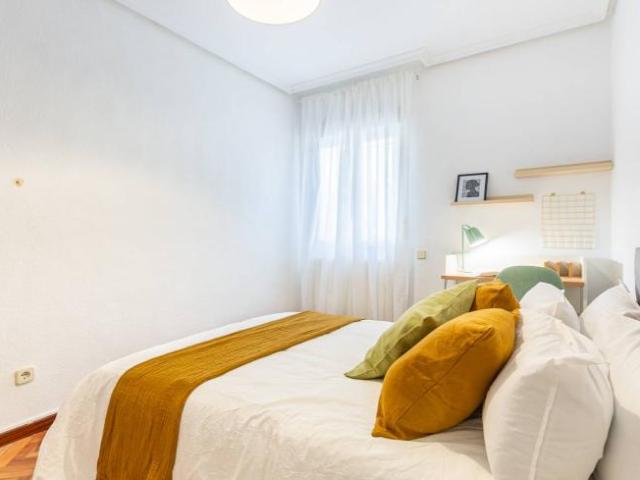 Shared Living/Roommate 5 Dormitorio Madrid Madrid ES102718377