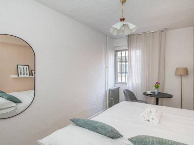 Shared Living/Roommate 5 Dormitorio Madrid Madrid ES103427999