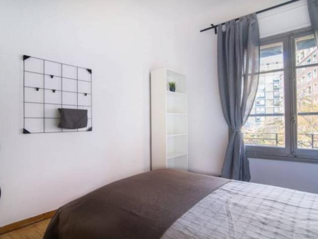 Shared Living/Roommate 5 Dormitorio Madrid Madrid ES103657648