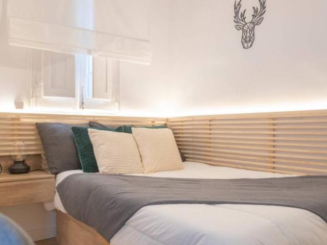 Shared Living/Roommate 5 Dormitorio Madrid Madrid ES103658040