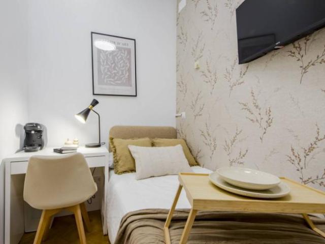 Shared Living/Roommate 5 Dormitorio Madrid Madrid ES103697138