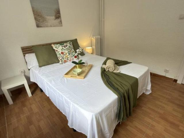 Shared Living/Roommate 5 Dormitorio Madrid Madrid ES103121262