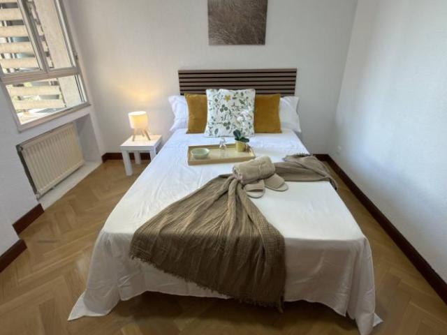 Shared Living/Roommate 5 Dormitorio Madrid Madrid ES103181693