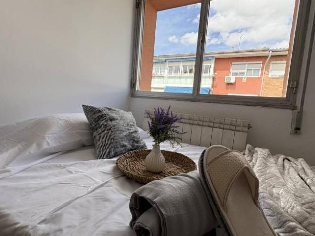 Shared Living/Roommate 5 Dormitorio Madrid Madrid ES104403313
