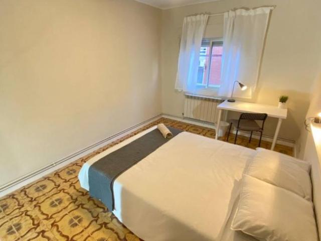 Shared Living/Roommate 5 Dormitorio Madrid Madrid ES104713967