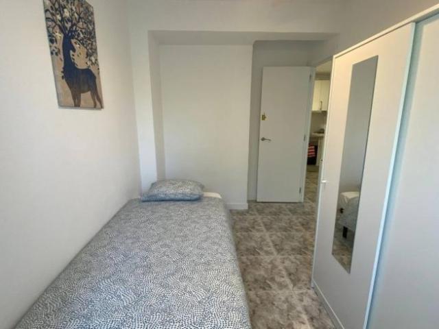 Shared Living/Roommate 5 Dormitorio Madrid Madrid ES104713337