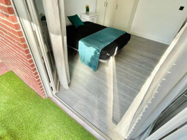 Shared Living/Roommate 5 Dormitorio Alicante Alicante ES102310046