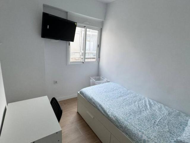 Shared Living/Roommate 5 Dormitorio Alicante Alicante ES92078142