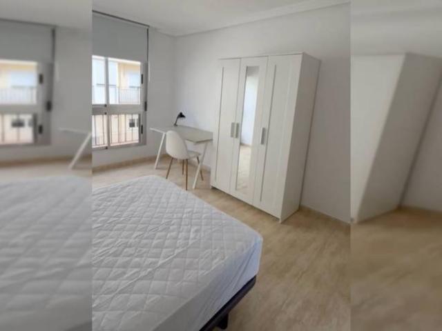 Shared Living/Roommate 5 Dormitorio Almeria Almeria ES102852279