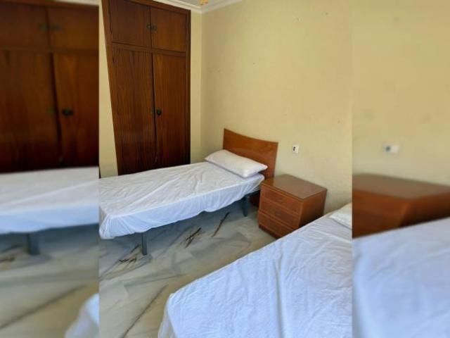 Shared Living/Roommate 5 Dormitorio Almeria Almeria ES103926322