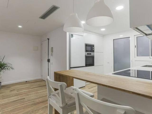 Shared Living/Roommate 5 Dormitorio Barcelona Barcelona ES90668975