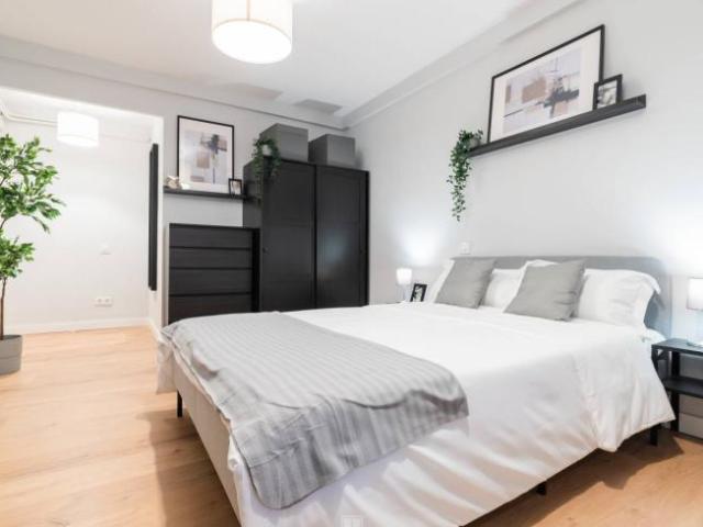 Shared Living/Roommate 5 Dormitorio Barcelona Barcelona ES91146147
