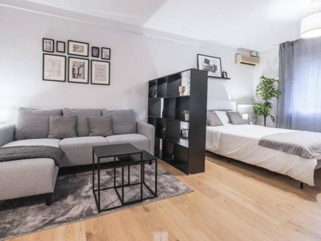 Shared Living/Roommate 5 Dormitorio Barcelona Barcelona ES91146144