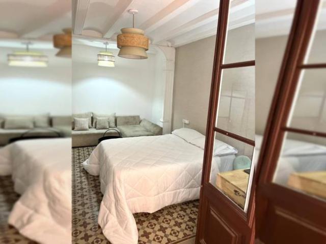 Shared Living/Roommate 5 Dormitorio Barcelona Barcelona ES91198882