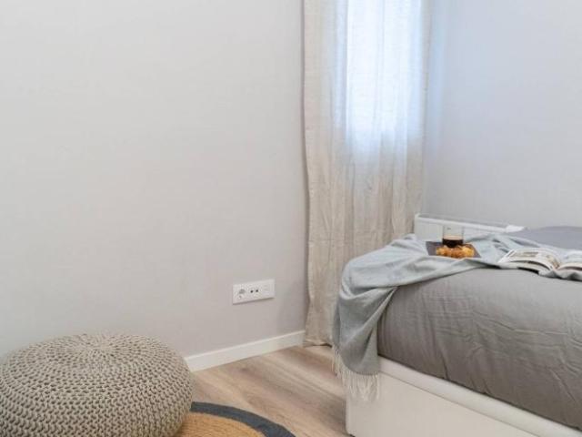 Shared Living/Roommate 5 Dormitorio Barcelona Barcelona ES92627895