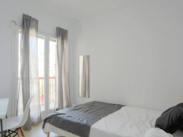 Shared Living/Roommate 5 Dormitorio Barcelona Barcelona ES92822748