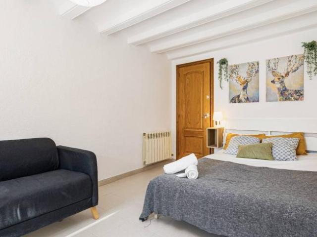 Shared Living/Roommate 5 Dormitorio Barcelona Barcelona ES92822955