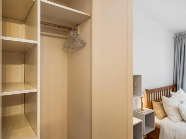 Shared Living/Roommate 5 Dormitorio Barcelona Barcelona ES92823098