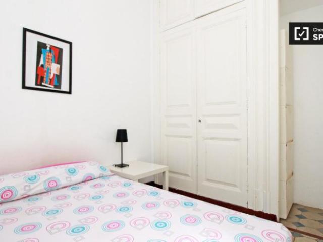 Shared Living/Roommate 5 Dormitorio Barcelona Barcelona ES93642668