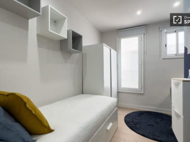 Shared Living/Roommate 5 Dormitorio Barcelona Barcelona ES94212139