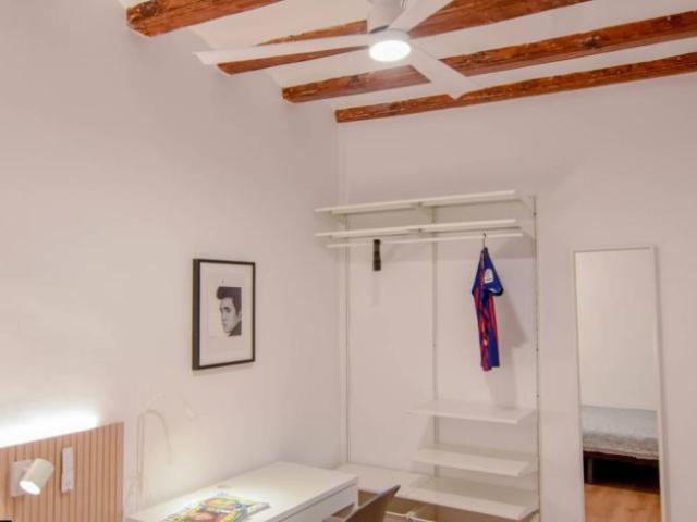 Shared Living/Roommate 5 Dormitorio Barcelona Barcelona ES94863666