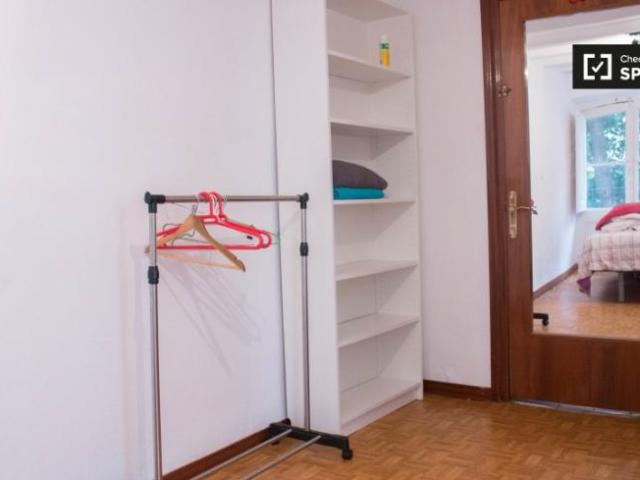 Shared Living/Roommate 5 Dormitorio Barcelona Barcelona ES101808081